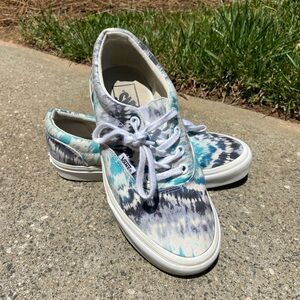 VANS Tie-Dye Sneakers